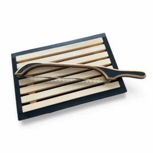 Ensemble planche à pain ramasse-miette noir