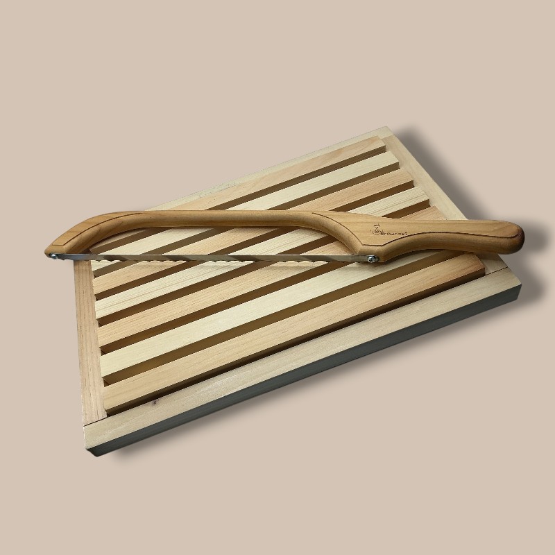 Ensemble planche ramasse miette et scie à pain naturel